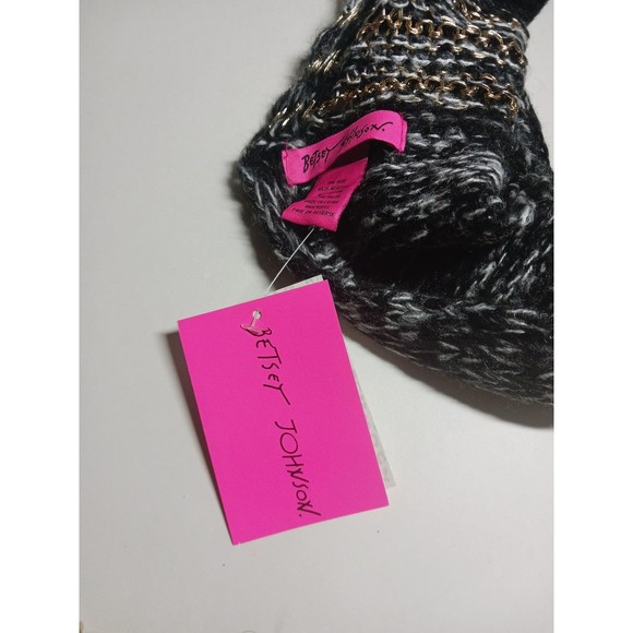 NWT Betsey Johnson chunky knit Infinity scarf - Picture 2 of 4